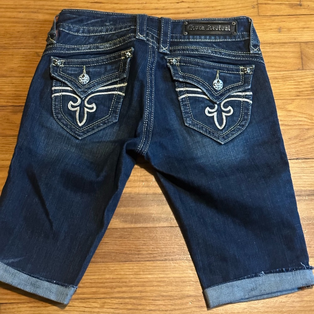 Rock revival short great condition size 27